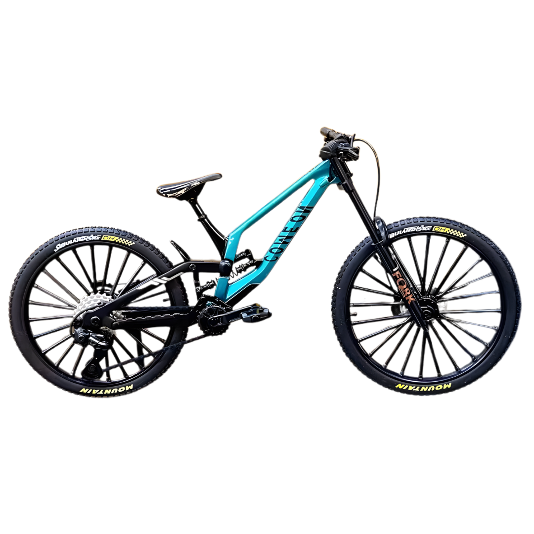 Sender miniature 1:6 – VTT miniature en métal