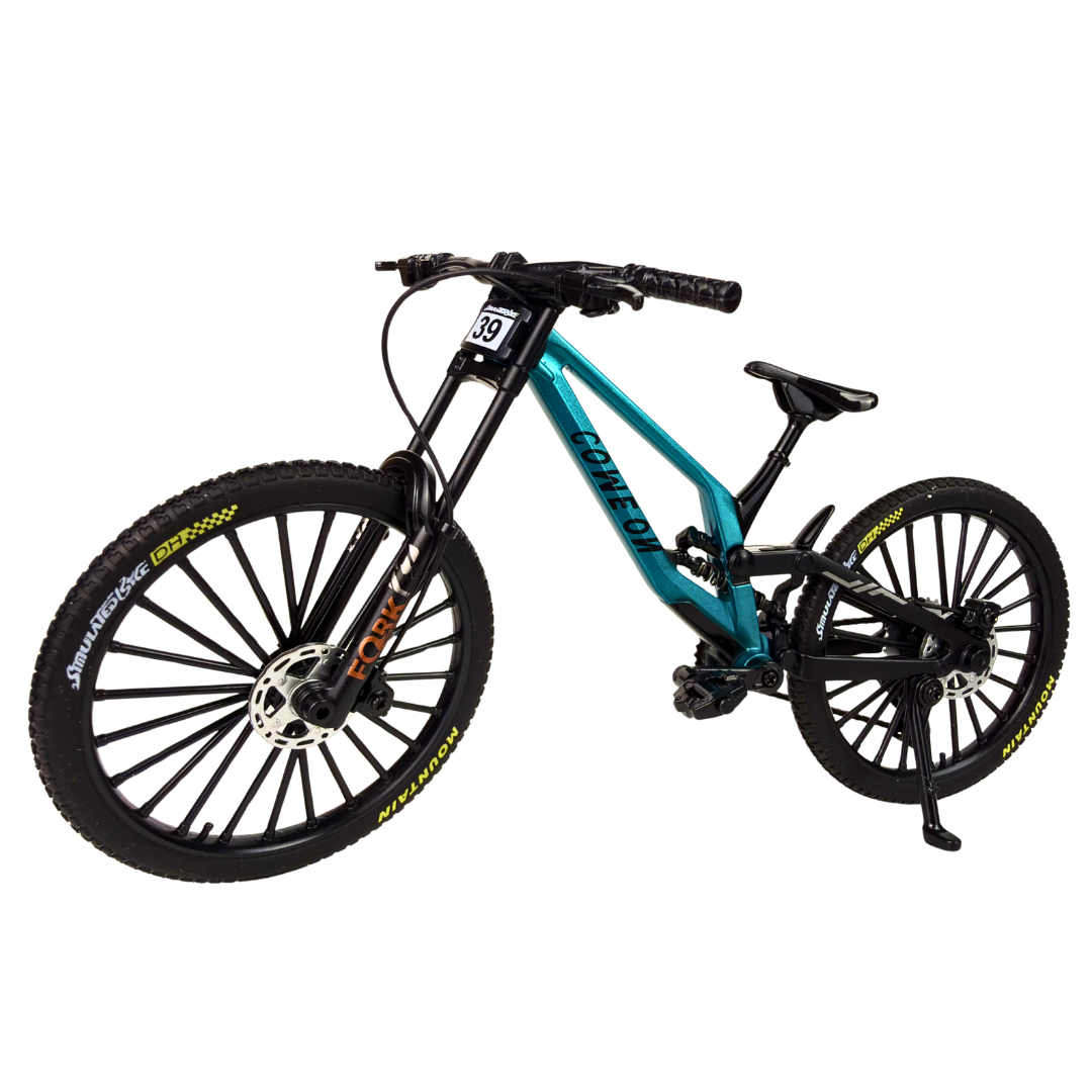 The Full Cycling Collector Series